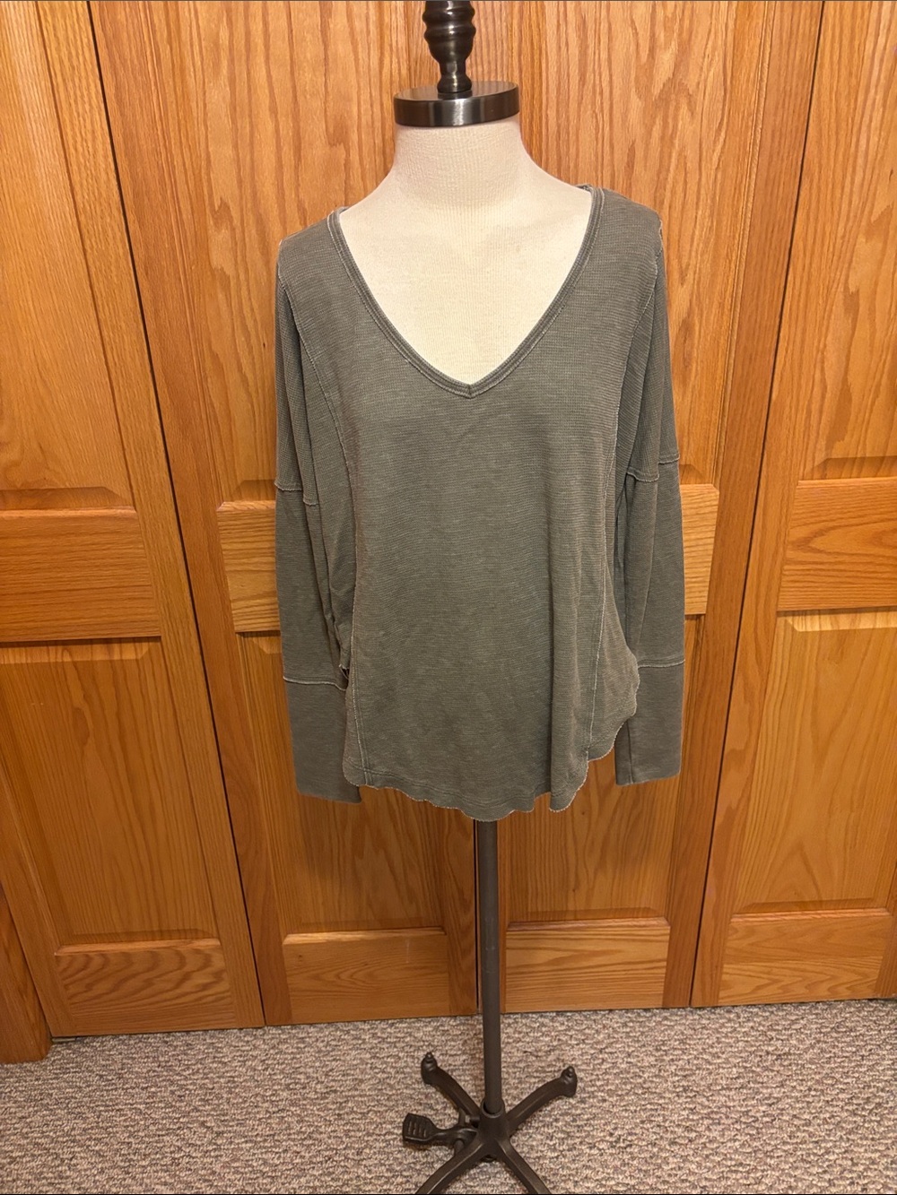 Lucky Brand Olive V-Neck Long Sleeve Pullover